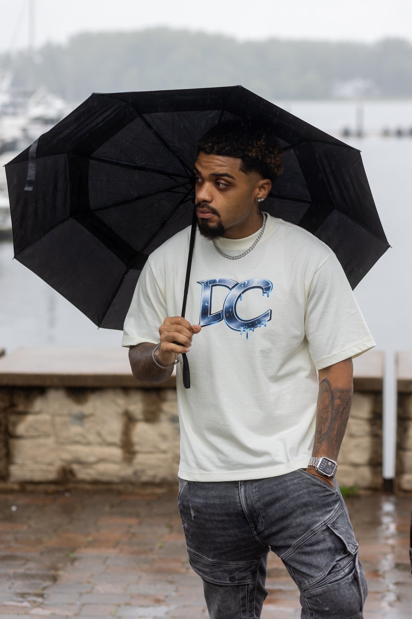 DC Essential Tee - OFF-WHITE