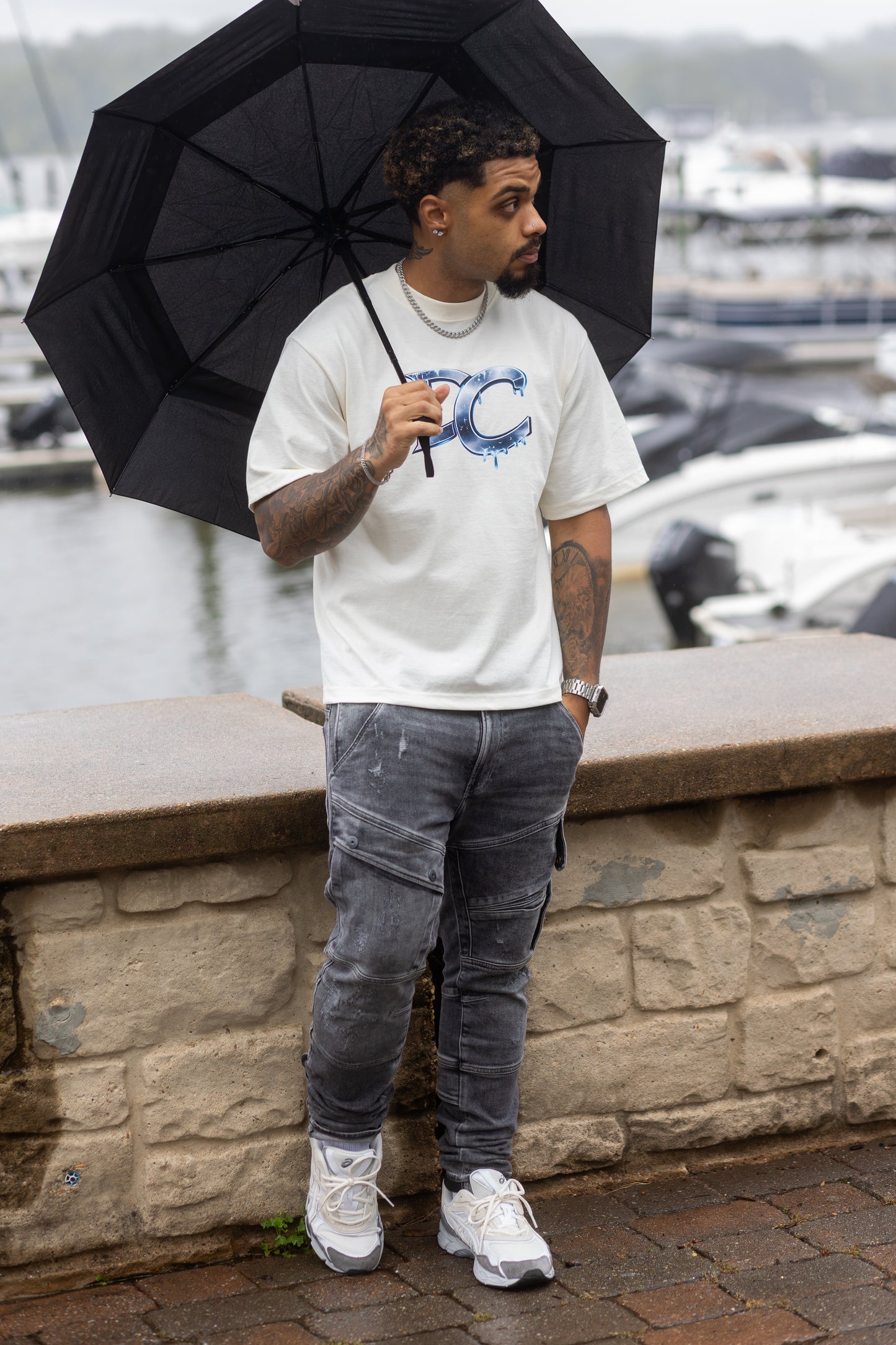 DC Essential Tee - OFF-WHITE