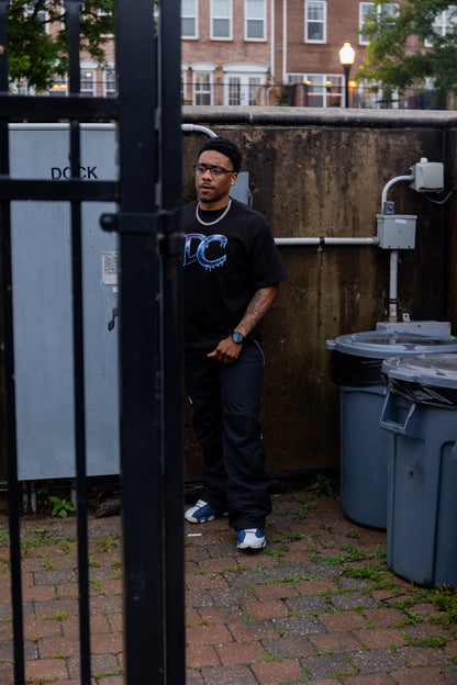 DC Essential Tee - BLACK
